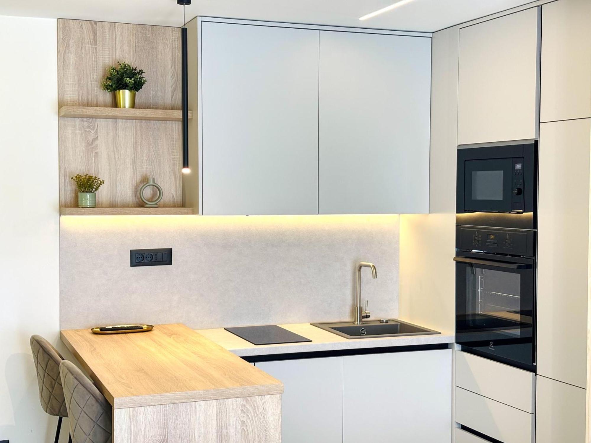Marthinis Luxury Suites Split Exteriör bild