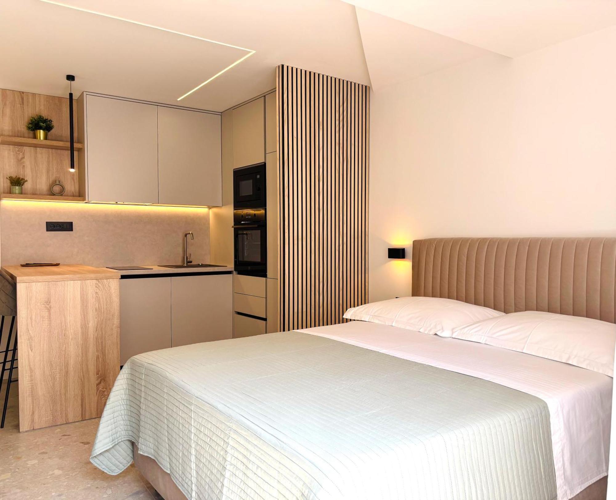 Marthinis Luxury Suites Split Exteriör bild