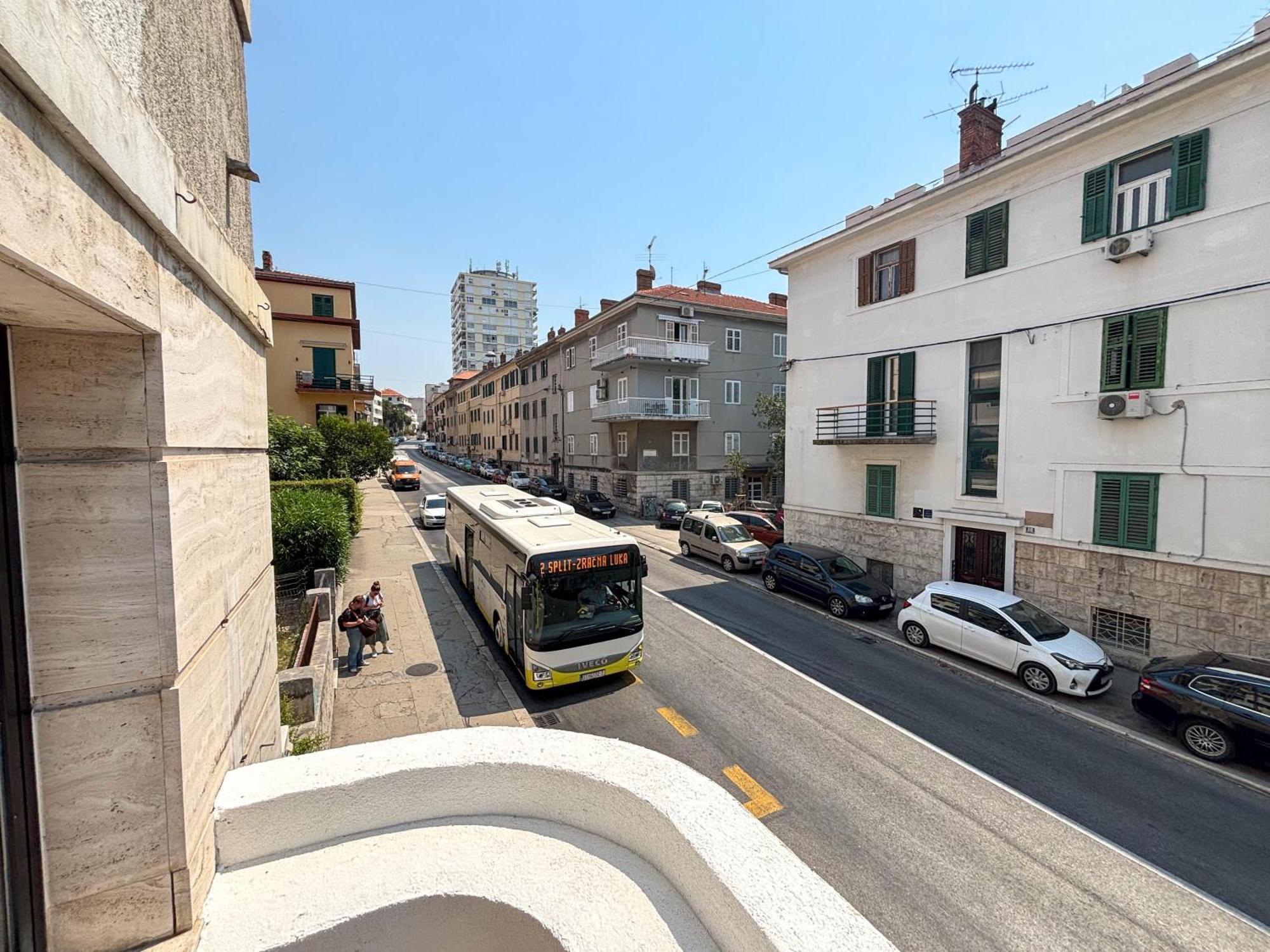 Marthinis Luxury Suites Split Exteriör bild